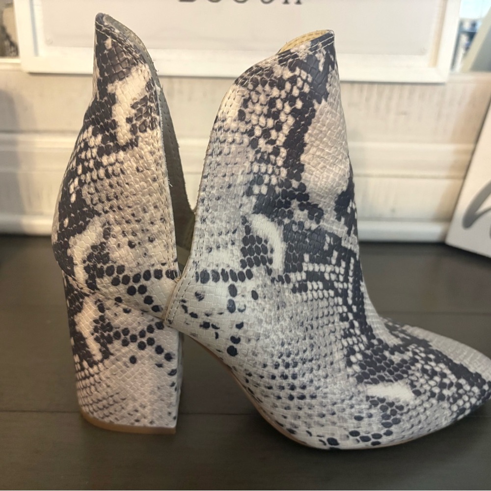 Steve Madden Black and White Snake Print Heeled Boots
